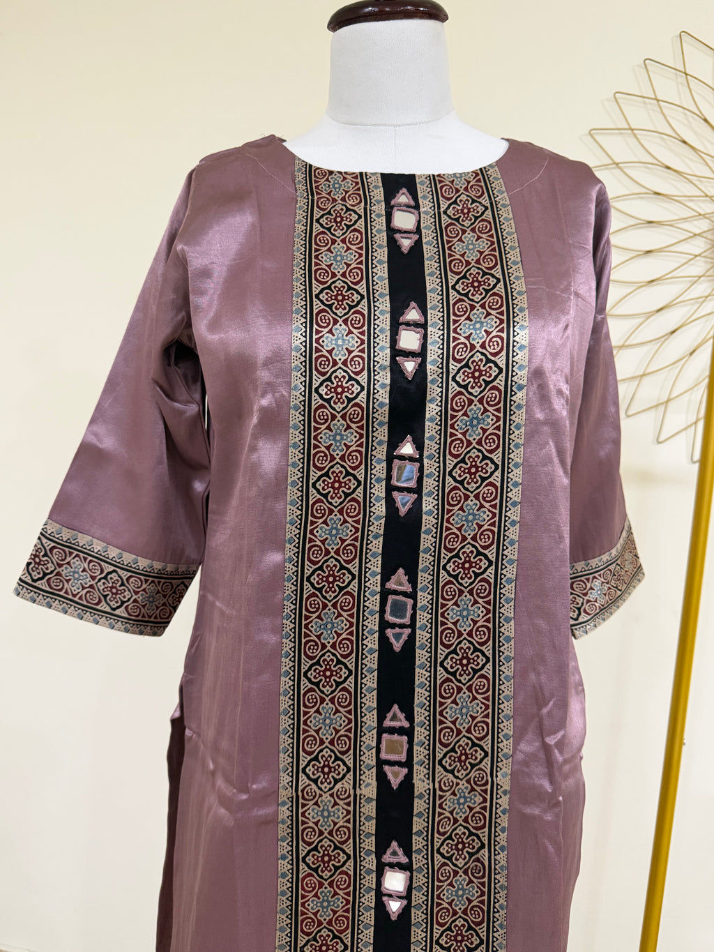 Mauve Kurti with Ajrakh Patchwork & Mirror Detail