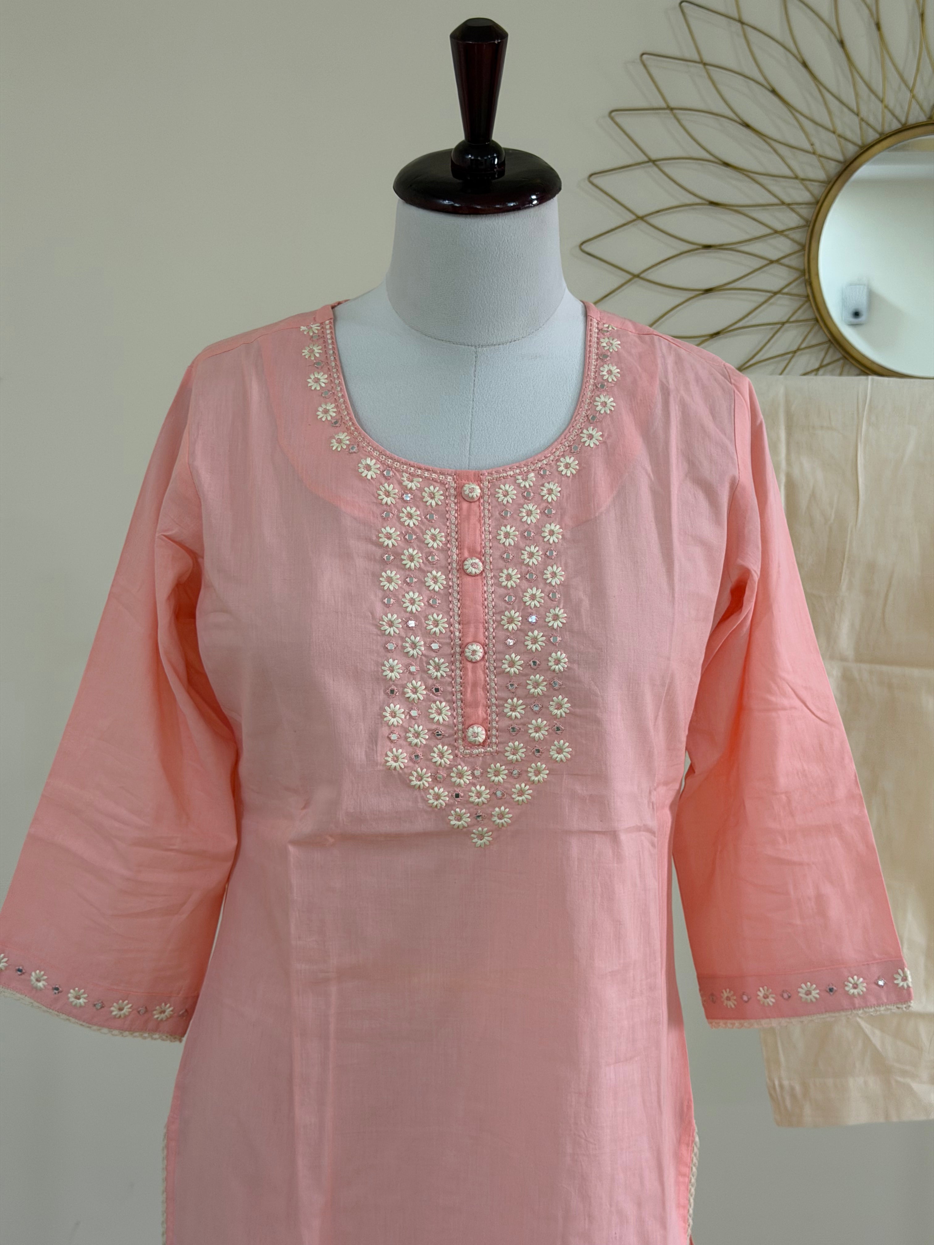 Soft Pink Cotton Casual Kurta Set with Neck Detailing